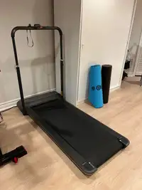 Brand New - IQ Slim Foldable Treadmill 