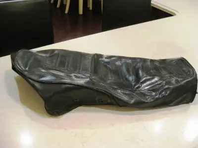 I am selling a Used OEM 1976 Honda CB400F Super Sport Seat Cover that needs to have the patch reappl...