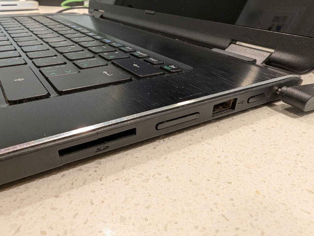 Laptop 14" Acer Aspire R. Transformer. i5 (6th Gen), 8Gb, 256Gb  in Laptops in Ottawa - Image 4