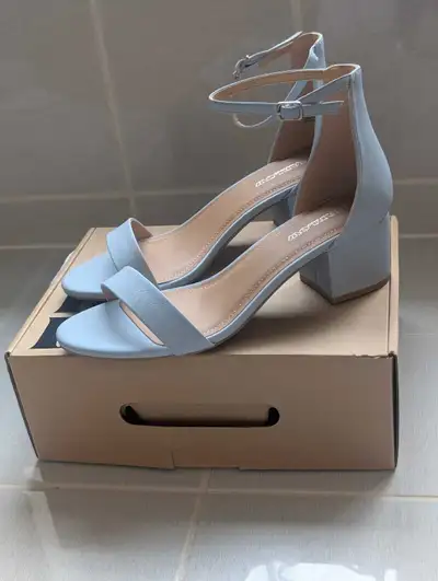 Harlow Womens Heels Sz 10, View more