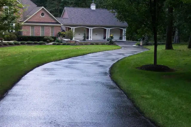 Driveway Sealing547498953791907842