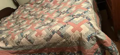 VTG Homemade patchwork hand sewn reversible cotton quilt, que, View more