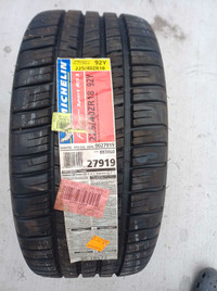 225/40ZR18 NEW OLD STOCK Michelin 