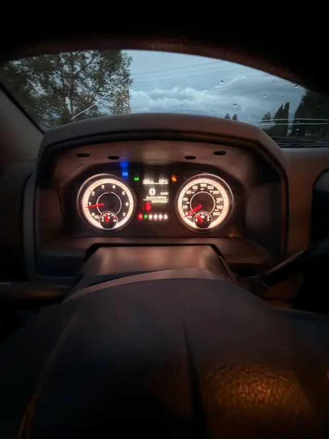 2014 Ram 1500 quad cab535271571111301127