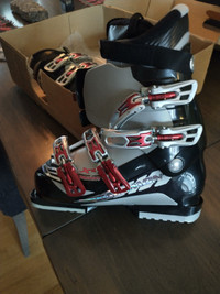 Salomon Mission X4 Ski Boots Men's 25.5 (New/Unused)