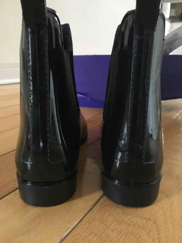 Ladies Waterproof Rain Boots Size8 P/U Markham in Women's - Shoes in Markham / York Region - Image 6