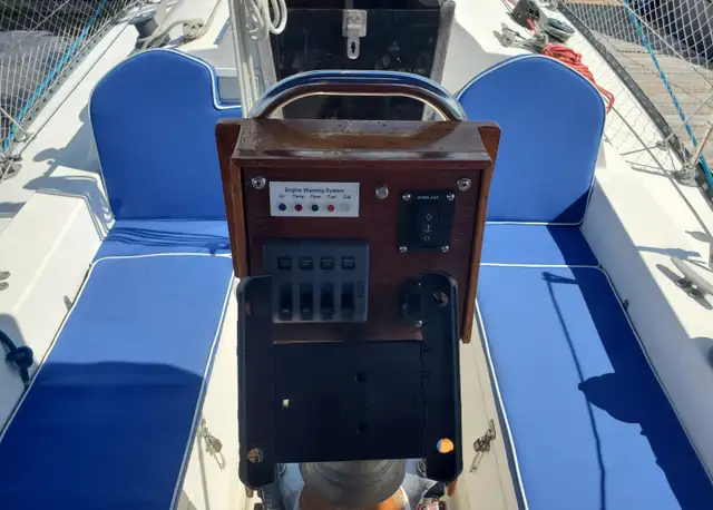 Sailboat C&C 27 MK III 1976 in Sailboats in Ottawa - Image 5