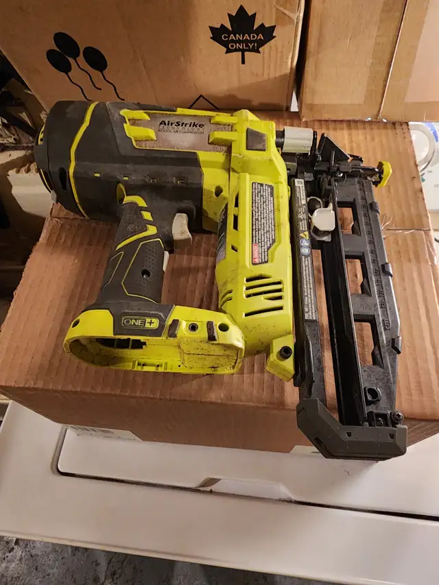 RYOBI 18V ONE+ AirStrike 16-Gauge Cordless Straight Nailer in Power Tools in Windsor Region - Image 10