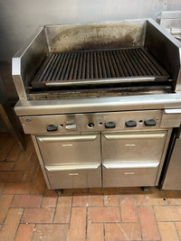 Quest Gas Charbroiler For Sale