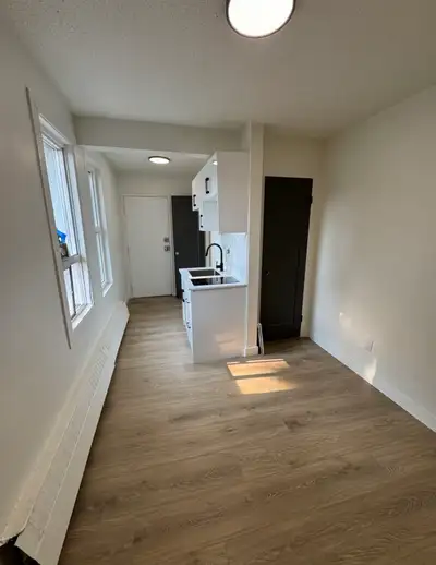 Beautiful Studio Apartment – Lease Takeover Opportunity! Available - 1st September 2026. 62 Triller...