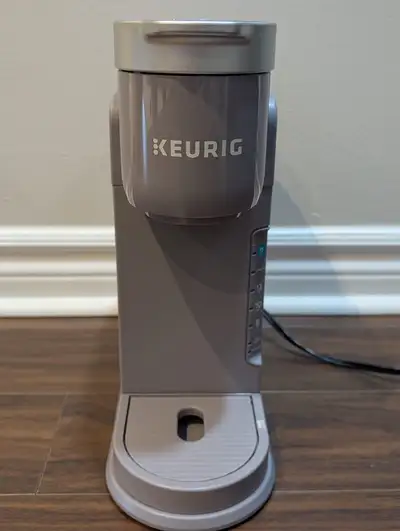 Keurig K-Iced Single Serve Coffee Maker in Arctic Grey, View more