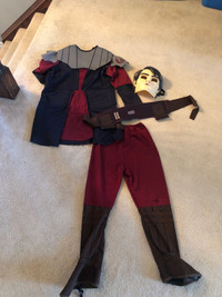 Anakin Skywalk costume size medium (7-8)