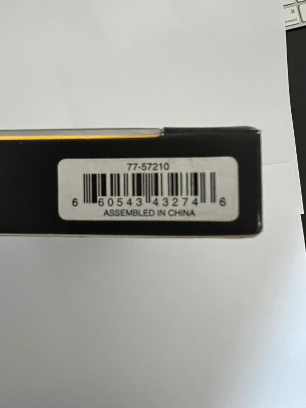 Apple iphone X brand new otterbox case in Cell Phones in London - Image 2