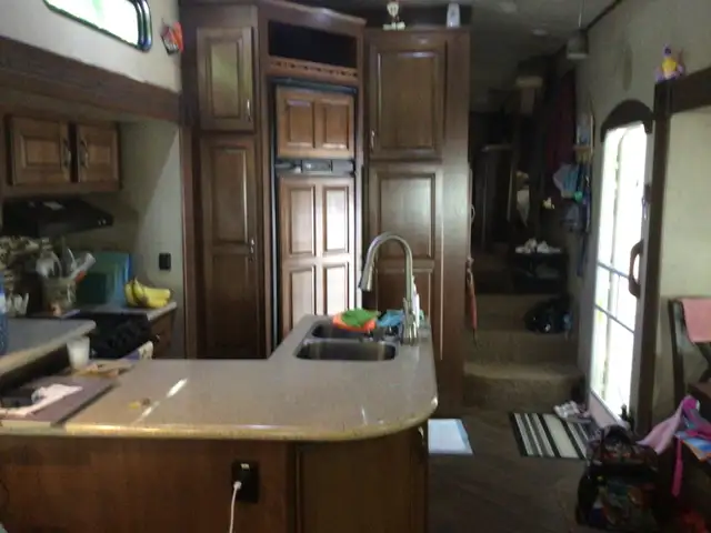 Fifth wheel sundance 37 pieds 2014 a vendre in RVs & Motorhomes in Laurentides - Image 5