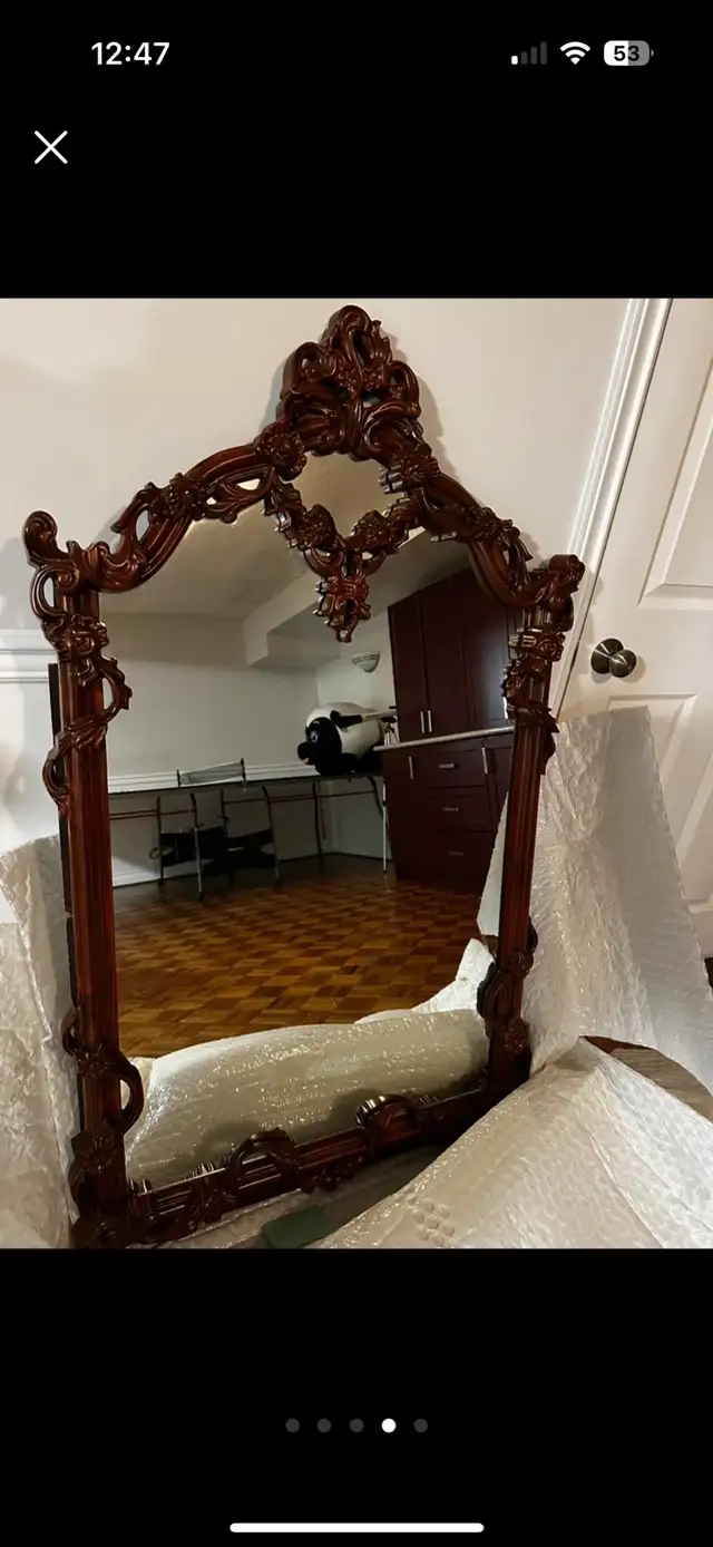 LAST CHANCE! ‼️Ornate Wood Wall Mirror in Home Décor & Accents in Markham / York Region - Image 6