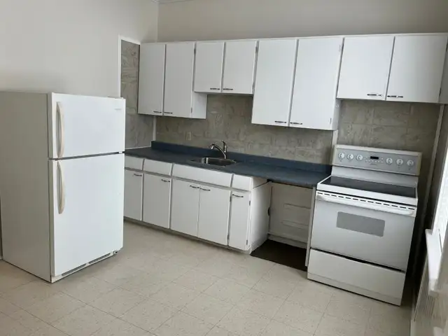2 Bedroom 2 Storey Apartment in Hanover