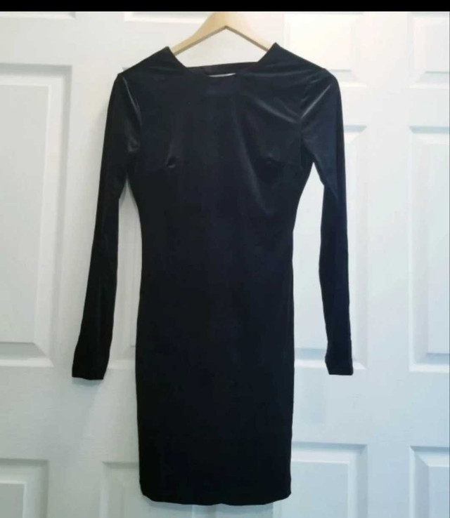 Deep-V Little Black Ladies Dress Velvet BRAND NEW WITH TAGS in Women's - Dresses & Skirts in Markham / York Region - Image 2