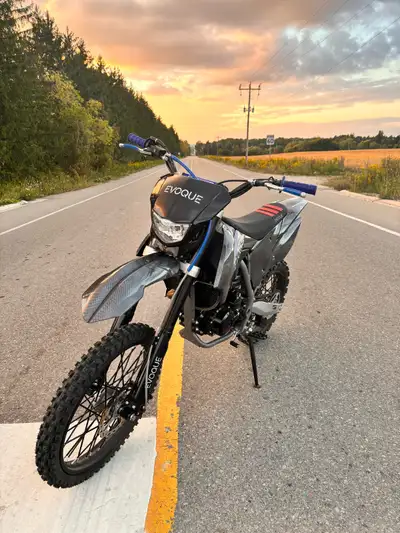 2025 Evoque 150cc Dirt Bike – Basically Like New Selling my 2025 Evoque 150cc dirt bike. It’s basica...