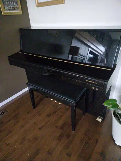 Used Samick Piano, View more