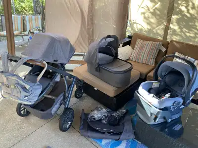 Uppababy Vista V2 stroller and bassinet ( car seat extra cash ) , View more