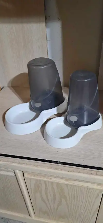 pet water bowls, View more