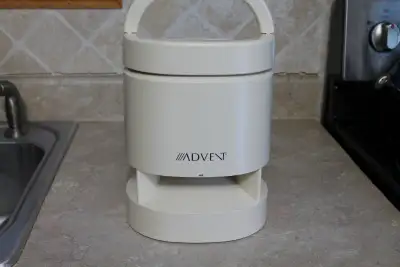 ADVENT 900 MHZ WIRELESS STEREO SPEAKER....UP TO 300 FEET AWAY, View more