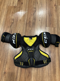CCM Junior Hockey Shoulder Pads