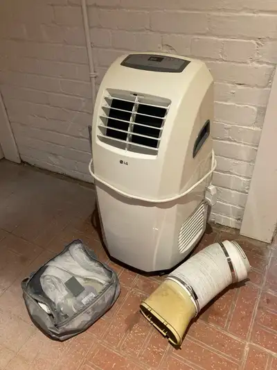 For Sale: LG Portable Air Conditioner – 9,000 BTU – Great Condition – $150 Stay cool this summer wit...
