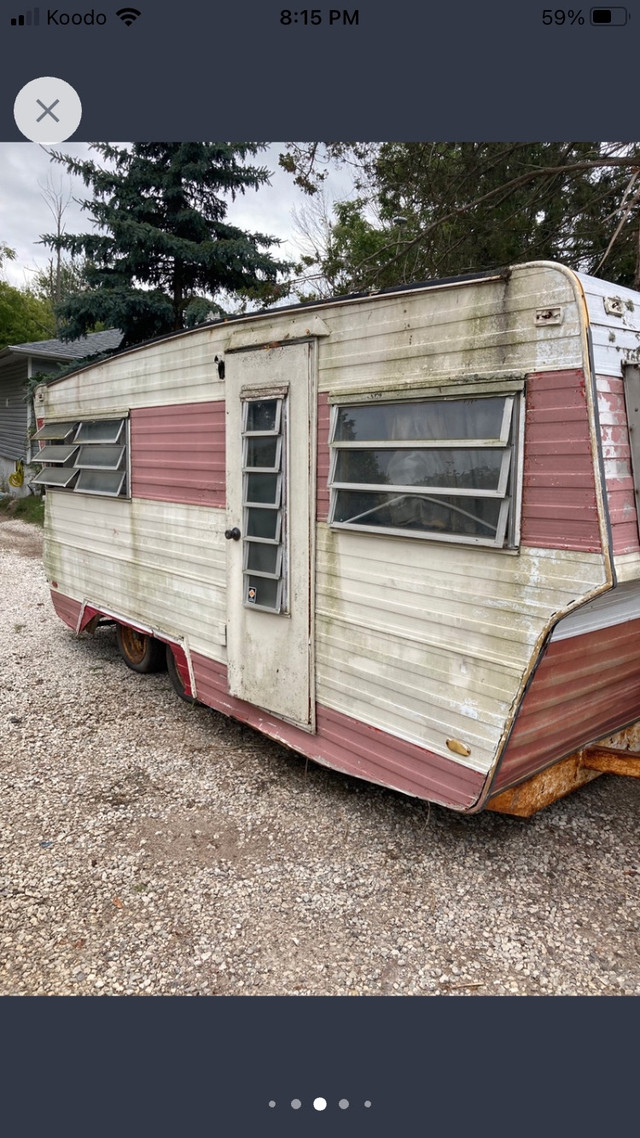 10 Vintage retro campers trailer travel bunkie office small park in Park Models in Barrie