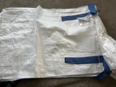 Unused Mini tote bags for sale ~1.2-1.4 mt capacity. $20 Bulk discounts available. Text 1-306-537-60...