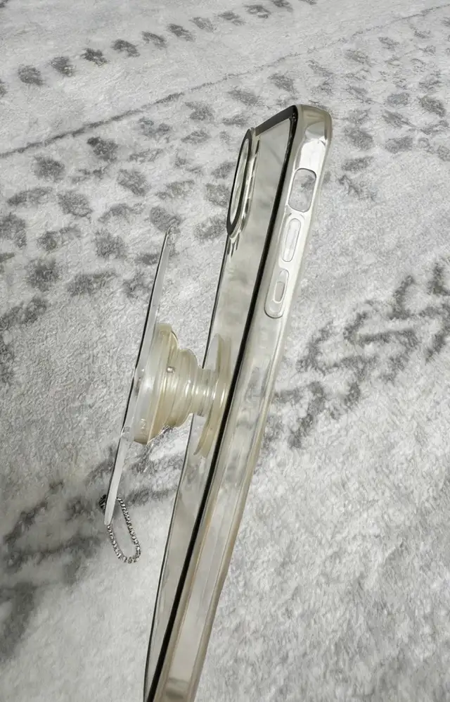 iphone xs max case in Cell Phone Accessories in Oakville / Halton Region - Image 5