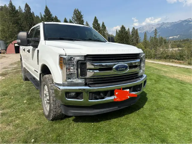 2018 F-350 Diesel  in Cars & Trucks in Cranbrook - Image 6