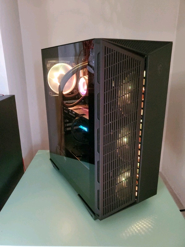 Gaming PC (3700x/6600XT/B550/32GB/ARGB/NVMe/4TB HDD/AIO/2xUSB C