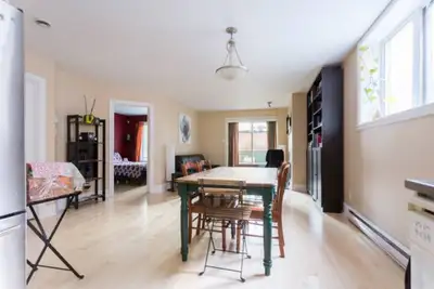 Condo meublé avec 3 grandes chambres $595-$795 tout inclus