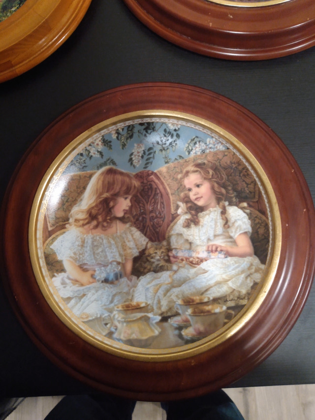 Sandra kucks collectable plates.... in Arts & Collectibles in New Glasgow - Image 4