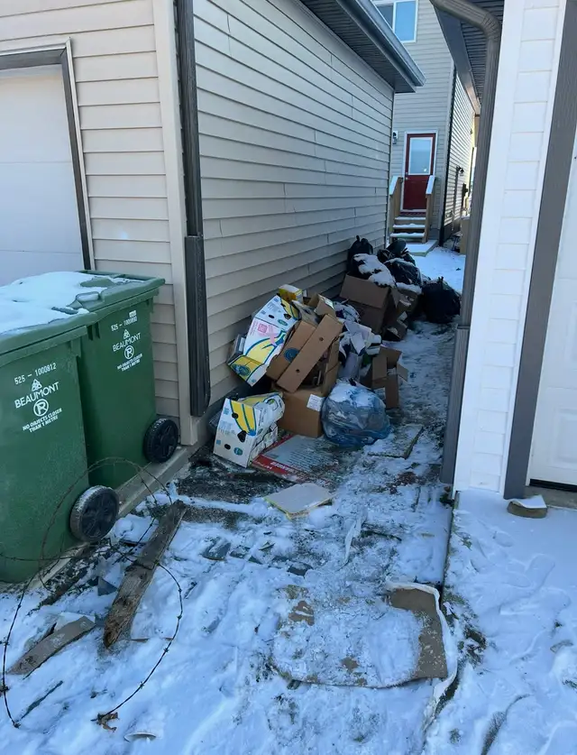 JUNK REMOVAL $20 MINIMUM598236201547868163