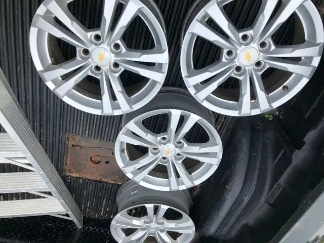Mags roues Equinox 17 po in Tires & Rims in Rimouski / Bas-St-Laurent - Image 4
