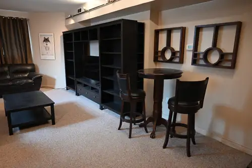 Spacious one bedroom apartment in beautiful century home in Durand neighborhood. The bedroom feature...