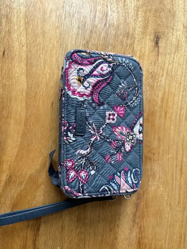 Nice Vera Bradley Wallet