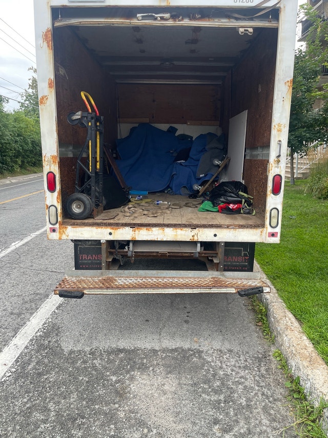 Camion Cube 12 Pieds à vendre — photo 4