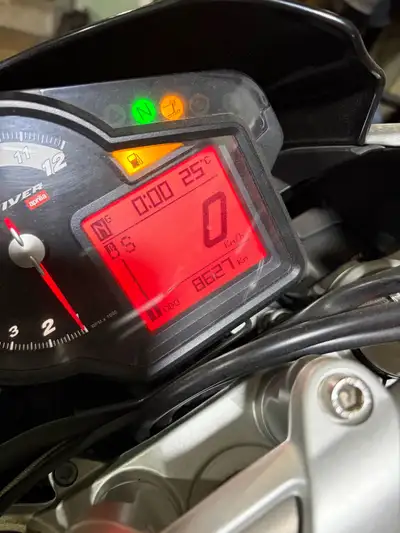 2012 750cc Motorcycle Aprilia 8600 km