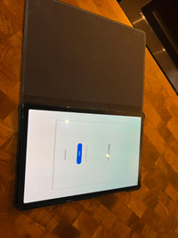 Samsung Tablet S5e with screen protector and flip case