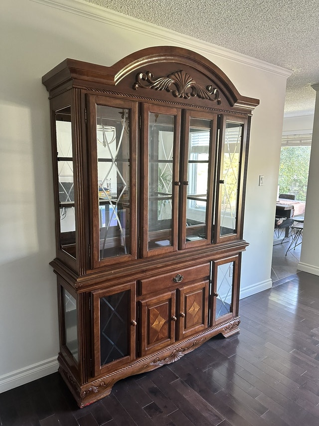 Solid wood hutch display Hutches & Display