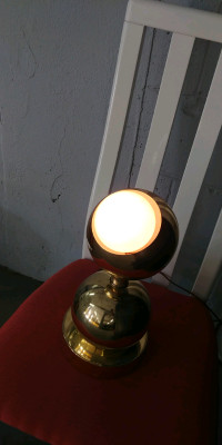 Lampe « eye ball »  vintage en laiton
