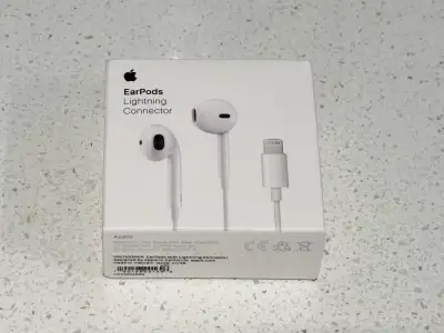 Écouteurs Apple Lightning Complètement neuf Earpod Apple Lightning Brand new Rosemont Shop Angus