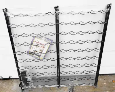 NEW IN PLASTIC WRAP NEVER OPENED ! METAL TUBING AND HEAVY WIRE CONSTRUCTION , 1000 MM. SQ. 240 MM ....