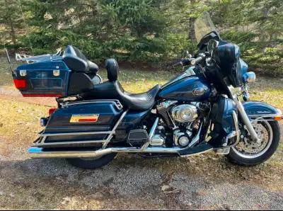 2008 Harley Davidson Glide Ultra Classic 96 cubic inch loaded will all the options very good conditi...