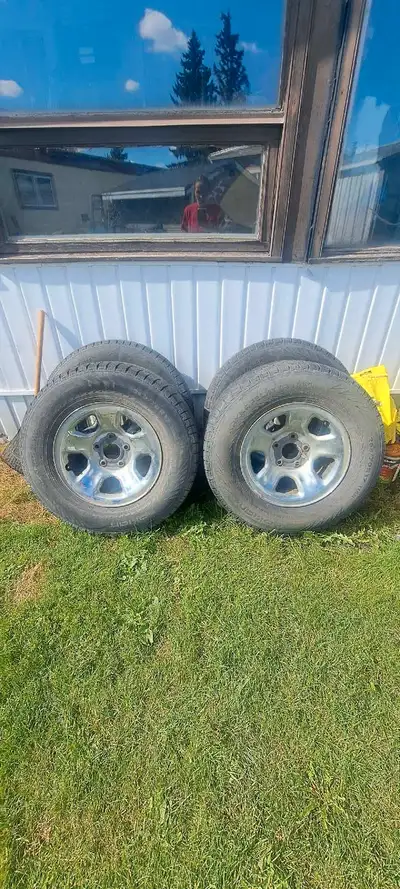 Tires came off a 2008 dodge truck we no longer have the truck Asking 100 Still tred on them