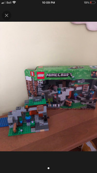 Lego Minecraft zombie cave set 