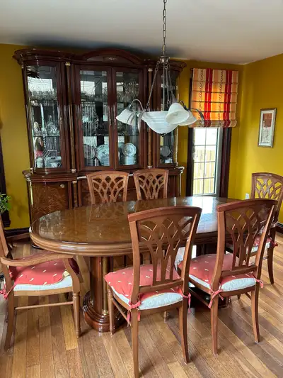 Set de salle à dîner, View more